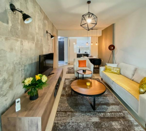 Stylish Apartment, Skopje Centre - Private Parking - Panoramic views